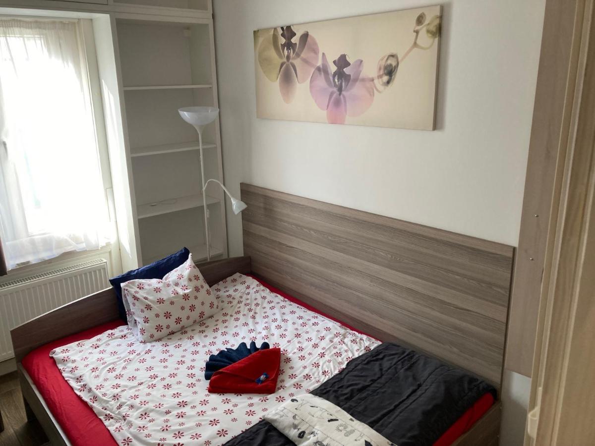 Nn Apartmanette Budapest Luaran gambar